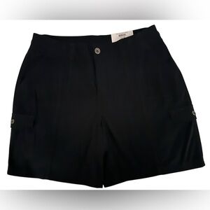 Style & Co Women’s Shorts Size 16 Black Comfort Waist Mid Rise Utility Cargo NWT